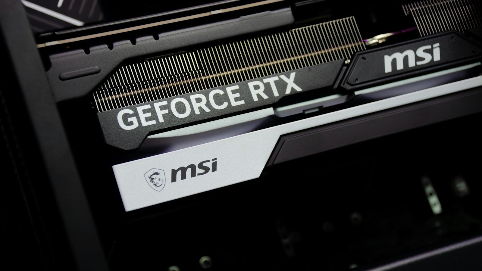NVIDIA adquiere Hugging Face por 13.000 millones de dólares