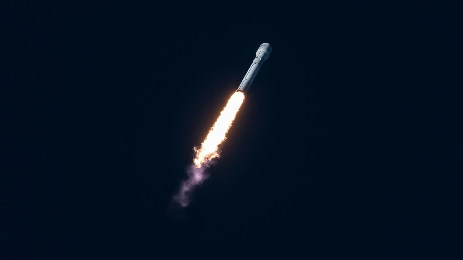 SpaceX lanza satélites Starlink V3 pero sufre otro fallo del propulsor