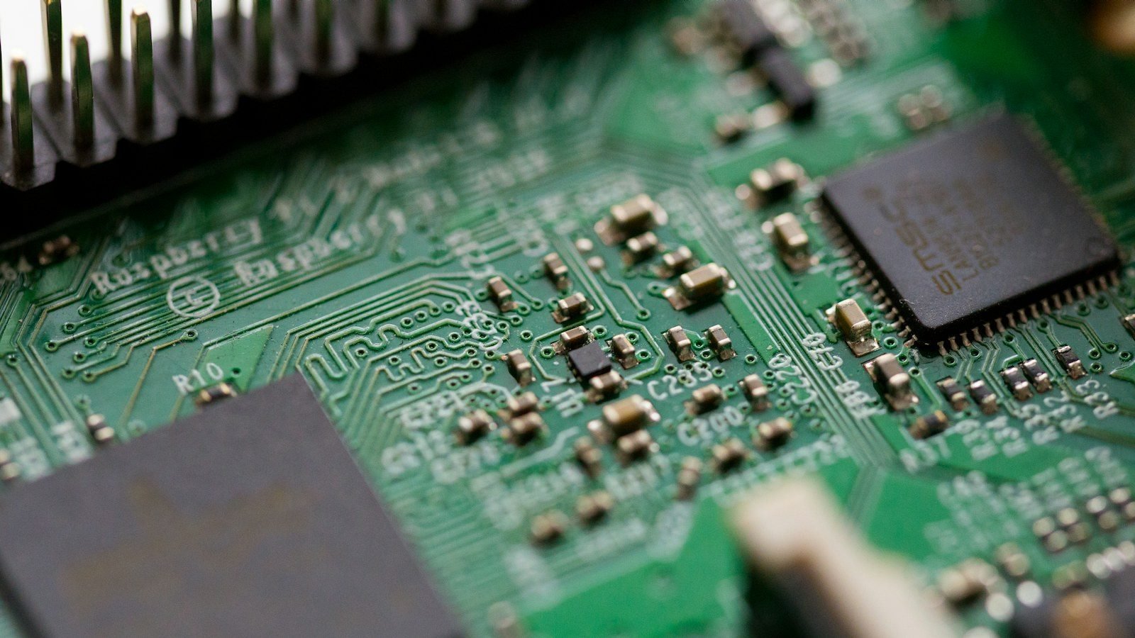 Ilya Sutskever firma alianza con Nvidia para escalar investigación en superinteligencia segura