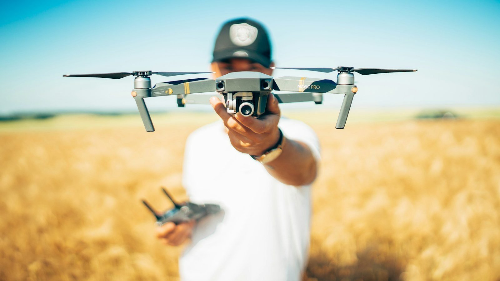 Royal Navy británico desconectó internet de cámaras de drones tras descubrir que enviaban datos a China