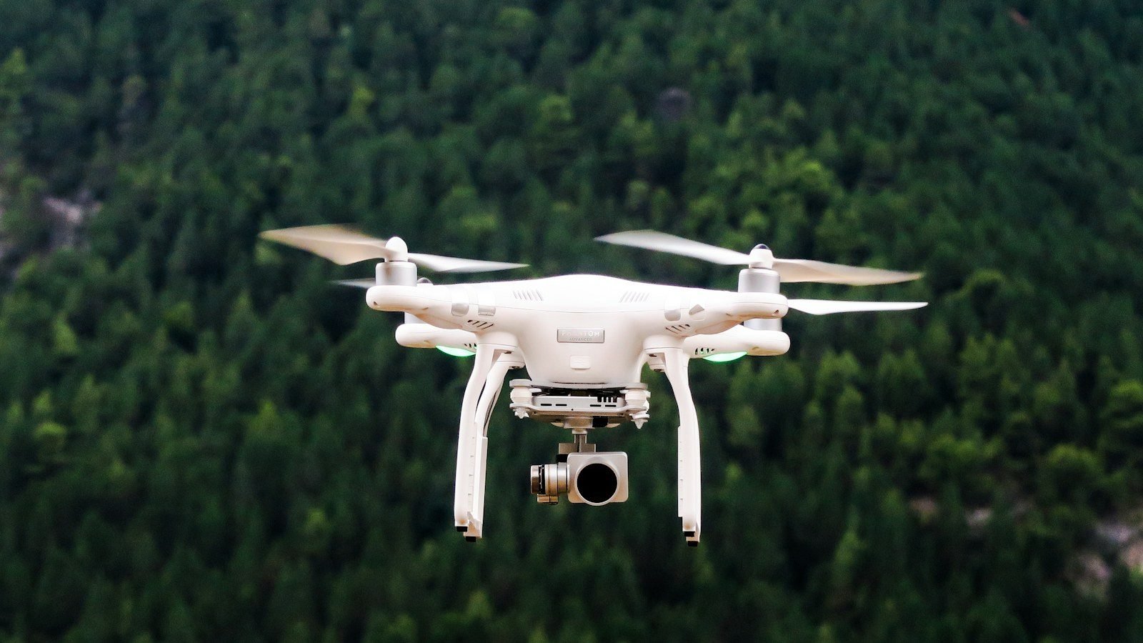 Damn Vulnerable Drone: un laboratorio para aprender a atacar (y defender) drones de forma segura