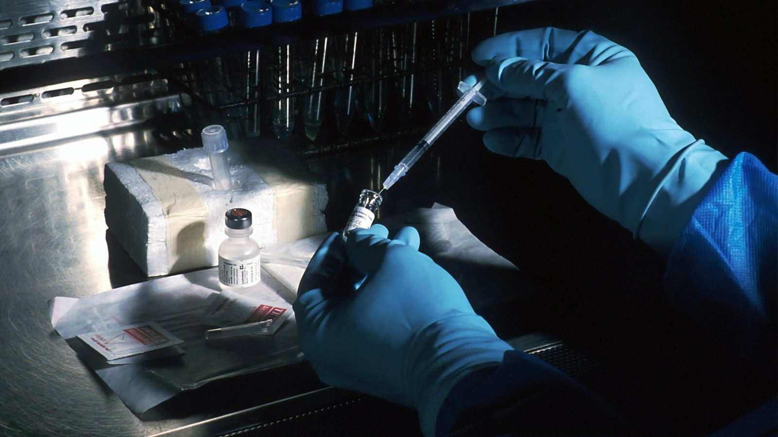 Virus mentales: la nueva amenaza que puede contagiar a los agentes de IA